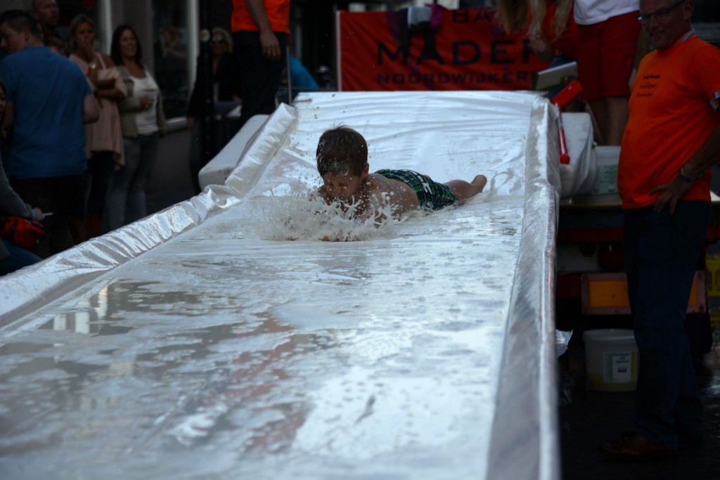 ../Images/Donderdag kermis 344.jpg